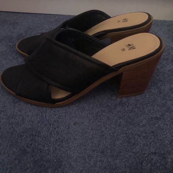 H&M Black Heel Sandals - Picture 2 of 3